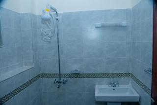 Javan Silas Executive Guest House & Hostel - 5