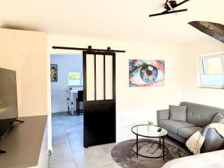Tranquillity in a modern unit - 4