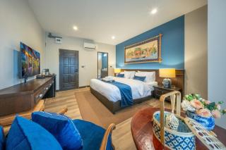 Apirom Hometel - 1