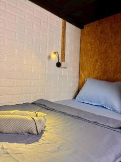 Cozy BB Retreat in Bangkok Noi with Modern Comforts - 9