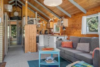 Cozy Holiday Home With Wood-Burning Stove In Klitmøller - 5