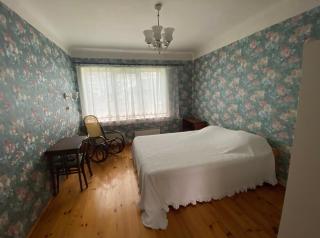 Spacious 2 BR apartment near beach - 3