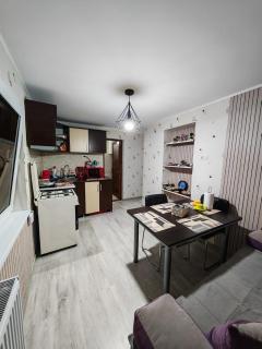GBY HOME STUDIO Neptun - 2