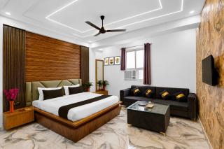 Townhouse Khajuri Khas Metro Station - New Delhi - 0