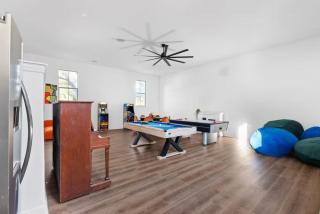 Retreat House - Heated Pool - Pickleball court - 4