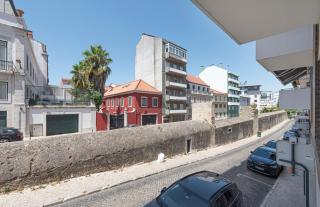 HOUZE Spacious flat in Charming&Historical Lisbon - 3