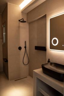 Stone Luxury Suites - 2