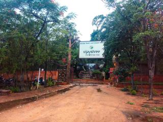Keshu Home Stay Hampi - 9