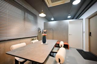 10mins to Seongsu, 4 ppl, 500Mbps, Design House - 2