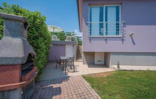 Adorable Holiday House Lilla-with pool-near Old Town Labin - 4