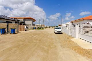 Stay 5 minutes from the beach by car - 1