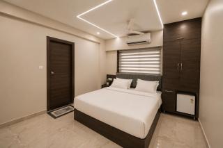 Hotel BRK Premium Near Medicover - Healthcity - Care - Apollo - LV prasad Hospital - 2