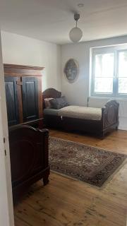 Rim Ferienwohnung 4 Räume 3 Schlafzimmer und 1 Wohnzimmer 2 Badezimmer in Lauchhammer West EG 100 qm - Lauchhammer - 8