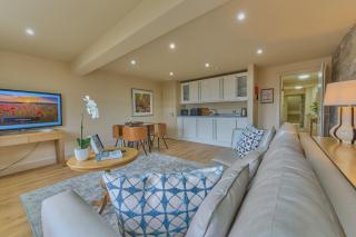 City View Suites - 9