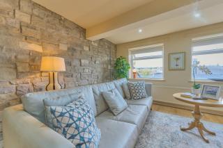 City View Suites - 6