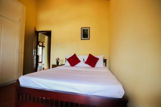 Kandy Lake Villa Residence - 9
