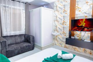 Stallion Suites - 7