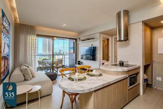 Apartamento em andar alto próximo à praia da Barra - 8