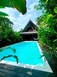 Tropical Jungle Villa 5 min walk to Cloud 9 - 0