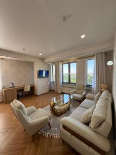 Safia Plaza Hotel - 1