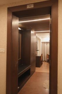 Hotel Rajhans Regent - 9