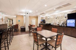 Best Western Plus Hudson Hotel & Suites - 6