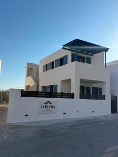 Avelyra Cove - 8