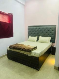 Ekanshi bhawan - 9