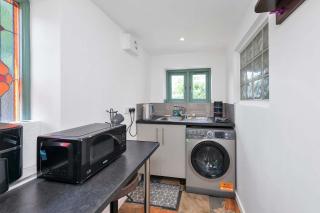 Cambridge Guest House - 5