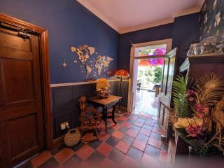 Farmhouse B&B Family stay or Romantic break, on our smallholding close to Narberth - Narberth - 3