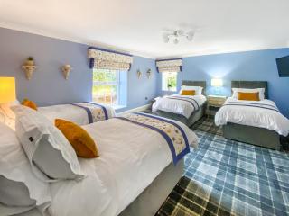 The Farmhouse - 4