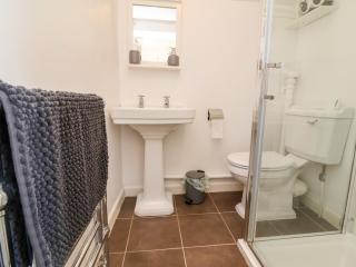 Coach House - 2