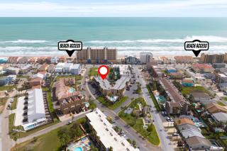 Steps from Beach Condo with Pool and Hot Tub - 6