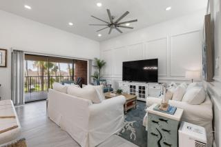 Cielo del Sol Luxury Condo - 6