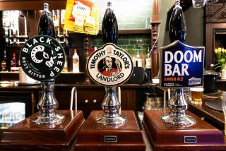 The Castle Tavern Pub & Guest Rooms - 6