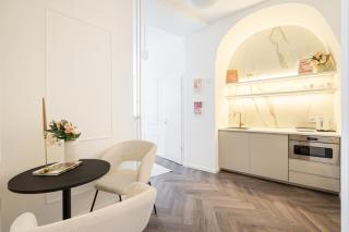 Elisabeth Grand Boulevard Apartments by BQA - 4