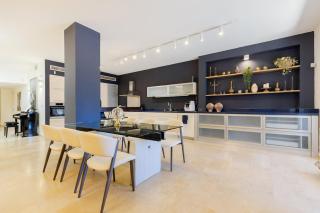 Luxury Apartment - 1