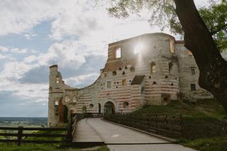 Komnaty Zamkowe Janowiec Nocleg w Historycznym Zamku - 0