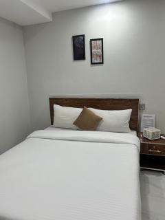 The Cliff House- Deluxe Room 02 - 2