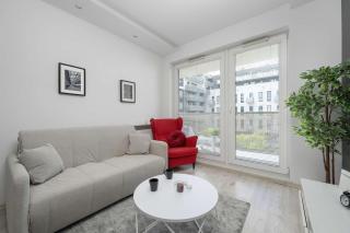 Modern Apartment with Balcony Close to the Botanical Garden by Noclegi Renters - 0