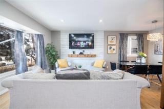 5BR Bungalow ACArcadeFoosballWalk to WEM - 2