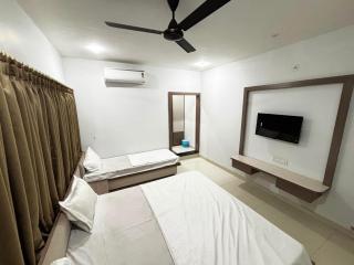 Hotel narayana Indore - 4