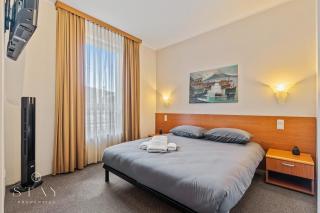 Hotel Stay Properties - 7