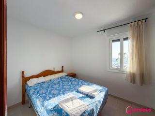 Poble Mar 2 - 8