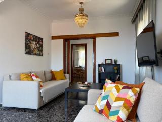 Demie and George Ηouse - 4