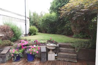 Fernbank One Bed with Garden and Parking - 8