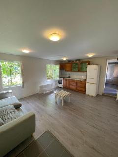 Private Guest House with Parking - 4