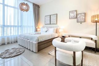 Modern Chic Studio -Sleek City Escape - 9
