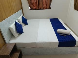 Luxury Rooms in Manikonda Near Knowledge City BY KP Suites Grand - 2