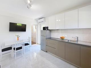 Charming Apartment Gabrijela 2 - for 2 Persons, with Terrace - 8